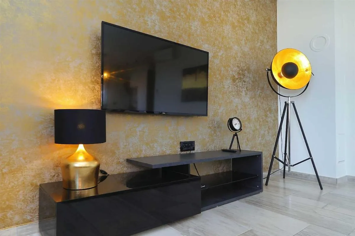Zadar I Penthouse 2 Mit Dachterrasse & Jacuzzi Apartment