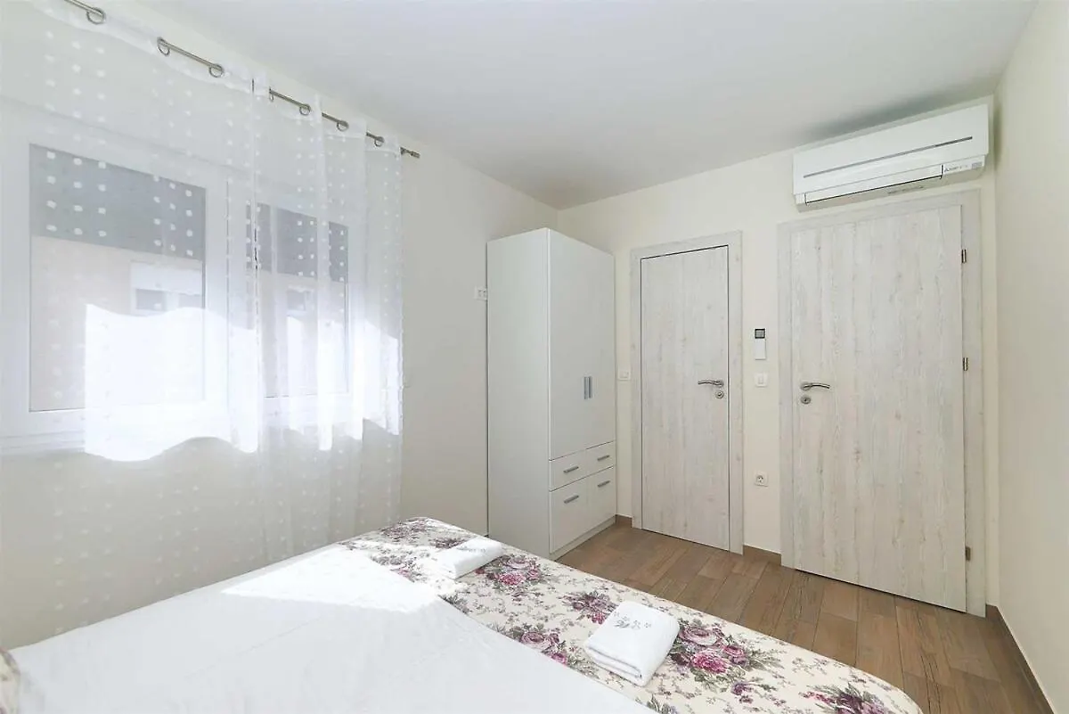 Zadar I Penthouse 2 Mit Dachterrasse & Jacuzzi Apartment 0*,  Croatia